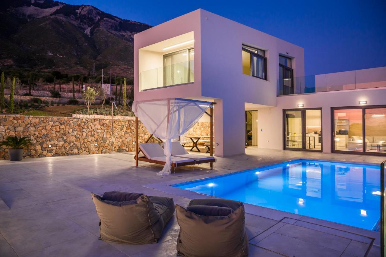 Oikos Boutique Residences Plateies Bagian luar foto