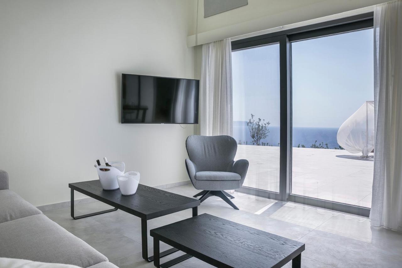 Oikos Boutique Residences Plateies Bagian luar foto